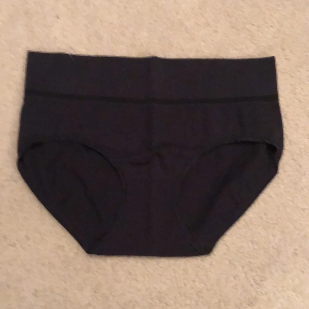 Bundle - 2 pair size 7 Jockey brief cut underwear - Picture 2 of 7